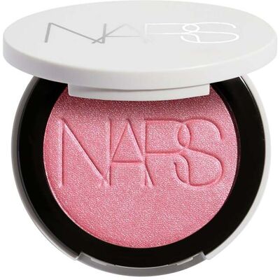 NARS Light Reflecting™ Luminizing Blush 5.5g (Various Shades) - Lucky Love - Publicité NARS Light Reflecting™ Luminizing Blush 5.5g (Various Shades) - Lucky Love - Publicité