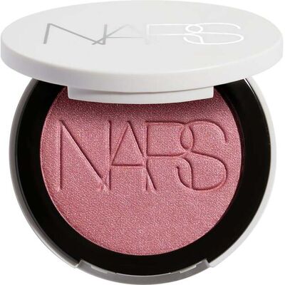 NARS Light Reflecting™ Luminizing Blush 5.5g (Various Shades) - Love Deep - Publicité NARS Light Reflecting™ Luminizing Blush 5.5g (Various Shades) - Love Deep - Publicité