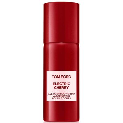 TOM FORD Electric Cherry All Over Body Spray 150ml - Publicité TOM FORD Electric Cherry All Over Body Spray 150ml - Publicité
