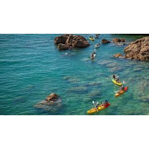 Cap Adrénaline Balade guidée en Kayak autour de la côte rocheuse de Sète - Barberoussette - Publicité Cap Adrénaline Balade guidée en Kayak autour de la côte rocheuse de Sète - Barberoussette - Publicité