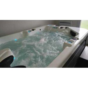 Cap Adrénaline Jacuzzi et massage bien-être à Saint-Jean-d'Angle près de Rochefort - Publicité Cap Adrénaline Jacuzzi et massage bien-être à Saint-Jean-d'Angle près de Rochefort - Publicité