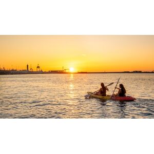 Cap Adrénaline Balade coucher de soleil en Kayak à Sète - Sun Sète - Publicité Cap Adrénaline Balade coucher de soleil en Kayak à Sète - Sun Sète - Publicité