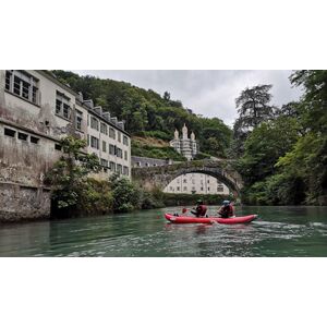 Cap Adrénaline Rafting au Gave de Pau dans les Pyrénées Atlantiques - Publicité Cap Adrénaline Rafting au Gave de Pau dans les Pyrénées Atlantiques - Publicité
