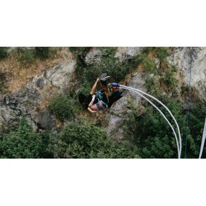 Cap Adrénaline Saut à l'élastique en tandem au viaduc de Pélussin, près de Lyon - Publicité Cap Adrénaline Saut à l'élastique en tandem au viaduc de Pélussin, près de Lyon - Publicité