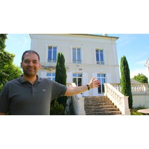 Cap Adrénaline Visite guidée et déjeuner avec des locaux dans la ville historique de Château-Thierry - Publicité Cap Adrénaline Visite guidée et déjeuner avec des locaux dans la ville historique de Château-Thierry - Publicité