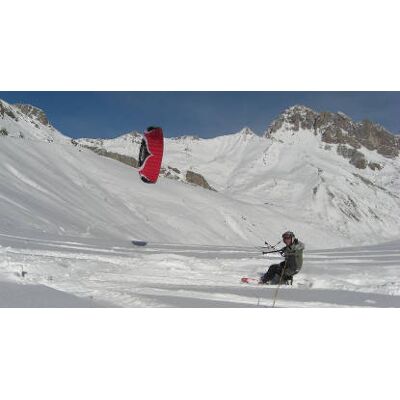 Cap Adrénaline Cours collectif de Snowkite à Gap - Publicité Cap Adrénaline Cours collectif de Snowkite à Gap - Publicité