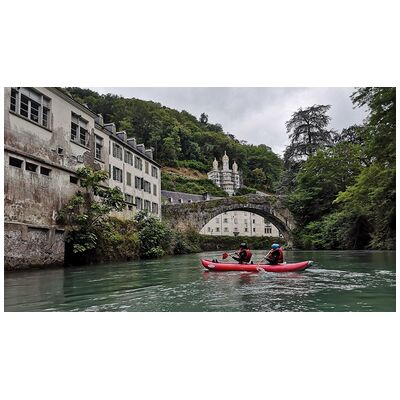 Cap Adrénaline Rafting au Gave de Pau dans les Pyrénées Atlantiques - Publicité Cap Adrénaline Rafting au Gave de Pau dans les Pyrénées Atlantiques - Publicité