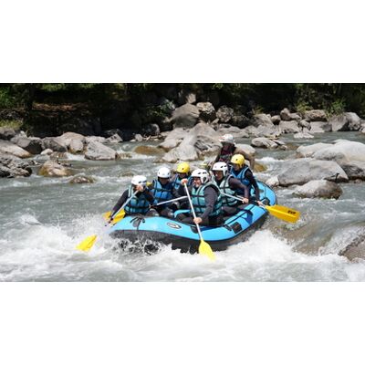 Cap Adrénaline Rafting sur la rivière Ubaye près de Barcelonnette en PACA - Publicité Cap Adrénaline Rafting sur la rivière Ubaye près de Barcelonnette en PACA - Publicité