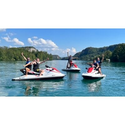 Cap Adrénaline Randonnée en Jet Ski sur le Rhône près de Lyon - Publicité Cap Adrénaline Randonnée en Jet Ski sur le Rhône près de Lyon - Publicité