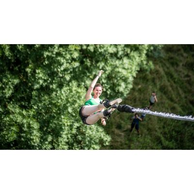 Cap Adrénaline Saut à l'élastique au Viaduc d'Alzon - Publicité Cap Adrénaline Saut à l'élastique au Viaduc d'Alzon - Publicité