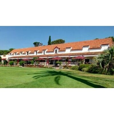 Cap Adrénaline Séjour golf au dans un hôtel de charme à Saint-Raphaël - Publicité Cap Adrénaline Séjour golf au dans un hôtel de charme à Saint-Raphaël - Publicité