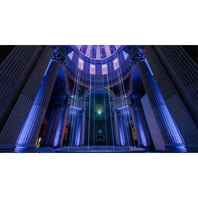 Cap Adrénaline Expérience immersive 'Aura' au cœur du Dôme des Invalides à Paris - Publicité Cap Adrénaline Expérience immersive 'Aura' au cœur du Dôme des Invalides à Paris - Publicité