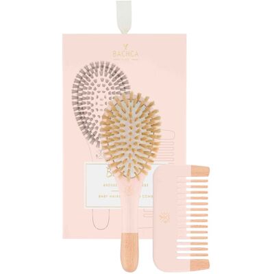 Bachca - Baby Kit Pink Brosse 100% Sanglier Petit Modèle + Peigne Bois Brosse Bébé En Bois - Picots 100% Sanglier - Publicité Bachca - Baby Kit Pink Brosse 100% Sanglier Petit Modèle + Peigne Bois Brosse Bébé En Bois - Picots 100% Sanglier - Publicité