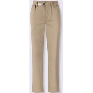 Rick Cardona Pantalon chino fermeture innovante - Publicité Rick Cardona Pantalon chino fermeture innovante - Publicité