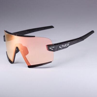Ekoï Lunettes EKOI Racing OTTIMO Noire Photochromique Cat1-3 noir male - Publicité Ekoï Lunettes EKOI Racing OTTIMO Noire Photochromique Cat1-3 noir male - Publicité