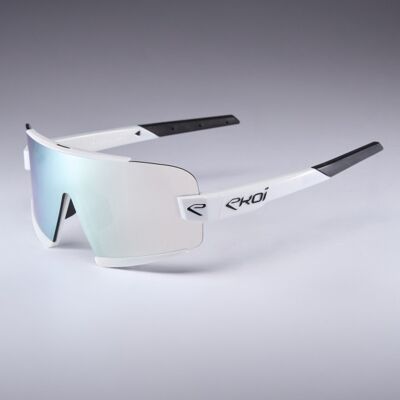 Ekoï Lunettes EKOI Racing OTTIMO S Blanche Revo bleu Cat3 blanc male - Publicité Ekoï Lunettes EKOI Racing OTTIMO S Blanche Revo bleu Cat3 blanc male - Publicité