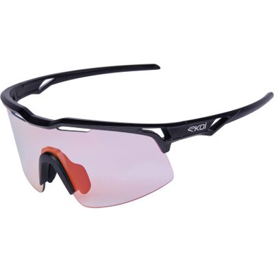 Ekoï Lunettes EKOI STRADA HF Noir Photochromic rouge Cat1-3 noir Unique male - Publicité Ekoï Lunettes EKOI STRADA HF Noir Photochromic rouge Cat1-3 noir Unique male - Publicité