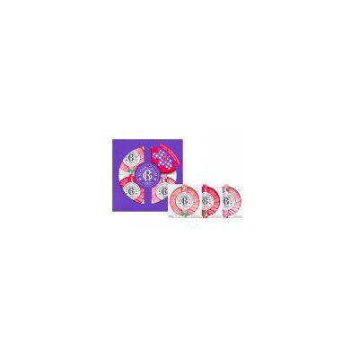 Roger & Gallet Coffret Trio Savons Bienfaisants & Boîte Savon Cadeau - Coffret 3 savons de 100 g + 1 boîte à savon offerte - Publicité Roger & Gallet Coffret Trio Savons Bienfaisants & Boîte Savon Cadeau - Coffret 3 savons de 100 g + 1 boîte à savon offerte - Publicité