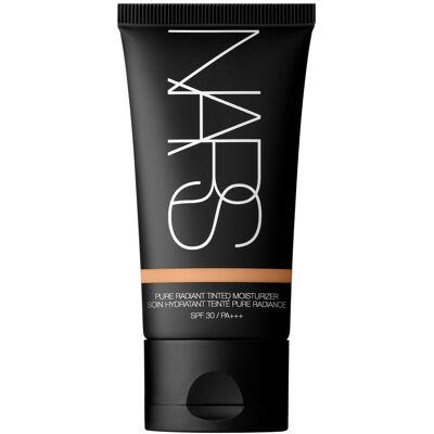 NARS Cosmetics NARS - Soin hydratant teinté Pure Radiant SPF 30/PA+++ - Publicité NARS Cosmetics NARS - Soin hydratant teinté Pure Radiant SPF 30/PA+++ - Publicité