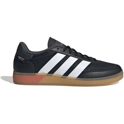 Adidas Baskets Larges Training Spezial Core Black / Chalk White / Lucid Red EU 44 2/3 - Publicité Adidas Baskets Larges Training Spezial Core Black / Chalk White / Lucid Red EU 44 2/3 - Publicité