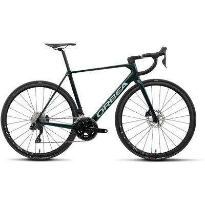 Orbea Vélo De Route Orca M35i 105 Di2 R7150 2027 Green / Carbon 51 - Publicité Orbea Vélo De Route Orca M35i 105 Di2 R7150 2027 Green / Carbon 51 - Publicité