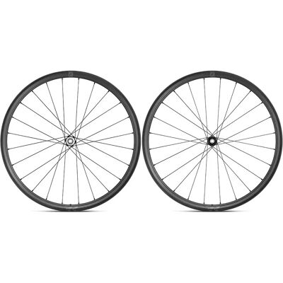 Ensemble de roues en fibre de carbone Fulcrum Rapid Red - 700c - Noir / 12mm Avant - 142x12mm Arrière / Shimano / Centerlock / Paire / 11-12 Vitesses / Clincher - Publicité Ensemble de roues en fibre de carbone Fulcrum Rapid Red - 700c - Noir / 12mm Avant - 142x12mm Arrière / Shimano / Centerlock / Paire / 11-12 Vitesses / Clincher - Publicité