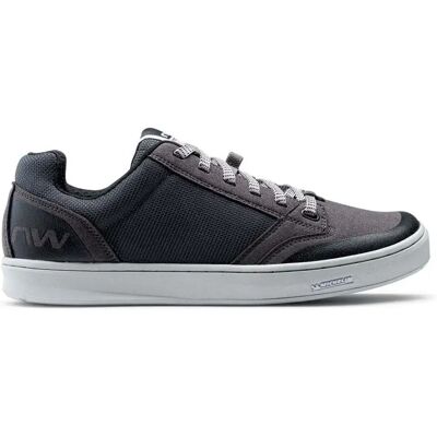 Chaussures VTT Northwave Tribe 2 - Gris - Unisexe - Publicité Chaussures VTT Northwave Tribe 2 - Gris - Unisexe - Publicité