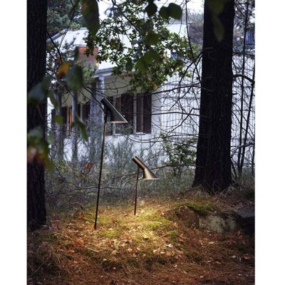AJ Garden Short Lampe de jardin 2700K Spike Black - Louis Poulsen - Terrasse - Métal - Publicité AJ Garden Short Lampe de jardin 2700K Spike Black - Louis Poulsen - Terrasse - Métal - Publicité