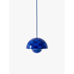 Verner Panton Flowerpot VP1 Suspension - Bleu cobalt & bleu crépuscule - Publicité Verner Panton Flowerpot VP1 Suspension - Bleu cobalt & bleu crépuscule - Publicité