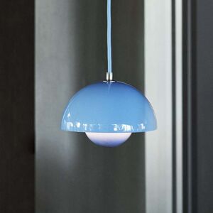 Suspension FlowerPot de Verner Panton - Bleu - 16cm - Publicité Suspension FlowerPot de Verner Panton - Bleu - 16cm - Publicité