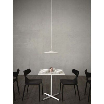 Aplomb LED Suspension Large White - Foscarini - Béton - Publicité Aplomb LED Suspension Large White - Foscarini - Béton - Publicité