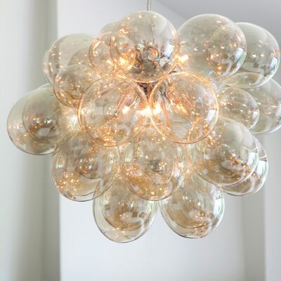 Suspension Rydens Grande - Boules de verre, 62cm, Ambre - Publicité Suspension Rydens Grande - Boules de verre, 62cm, Ambre - Publicité