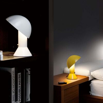 Elmetto Lampe de Table Jaune - Martinelli Luce - Salon / séjour - Design - Plastique - Avec abat-jour - Publicité Elmetto Lampe de Table Jaune - Martinelli Luce - Salon / séjour - Design - Plastique - Avec abat-jour - Publicité