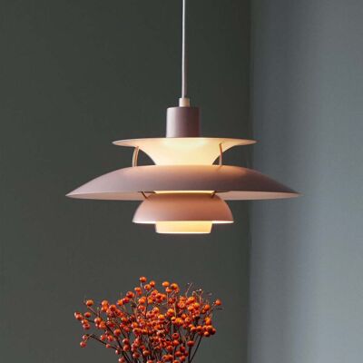 Louis Poulsen PH 5 Suspension Rose - Publicité Louis Poulsen PH 5 Suspension Rose - Publicité