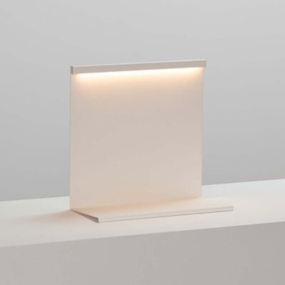 Lampe de table HAY LBM - Blanc, 22cm - Design moderne - Publicité Lampe de table HAY LBM - Blanc, 22cm - Design moderne - Publicité