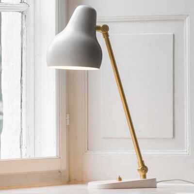 Lampe de table VL38 Louis Poulsen LED, blanc - Publicité Lampe de table VL38 Louis Poulsen LED, blanc - Publicité