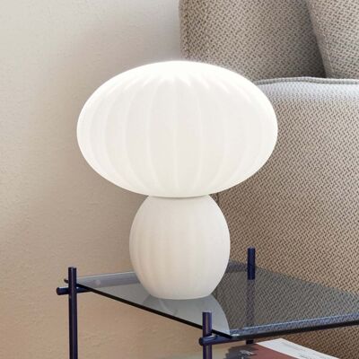 Lampe de table en verre de lait Hübsch - Intérieur - Publicité Lampe de table en verre de lait Hübsch - Intérieur - Publicité