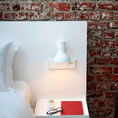 Applique murale Type 75 Mini, blanc alpin, interrupteur - Anglepoise - Chambre à coucher - Design - Aluminium - À ampoule unique - Publicité Applique murale Type 75 Mini, blanc alpin, interrupteur - Anglepoise - Chambre à coucher - Design - Aluminium - À ampoule unique - Publicité