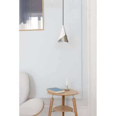 Umage Cornet - Abat-jour en laiton/olive, Réglable, Usage intérieur - Publicité Umage Cornet - Abat-jour en laiton/olive, Réglable, Usage intérieur - Publicité