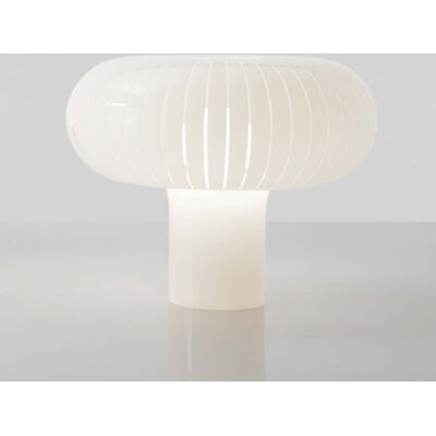 Lampe à poser Kartell Teresa - PMMA recyclé - Designer Ferruccio Laviani - Publicité Lampe à poser Kartell Teresa - PMMA recyclé - Designer Ferruccio Laviani - Publicité