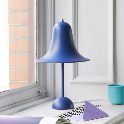 Lampe de table Verpan Pantop - Bleu - Métal - Designer Verner Panton - Publicité Lampe de table Verpan Pantop - Bleu - Métal - Designer Verner Panton - Publicité