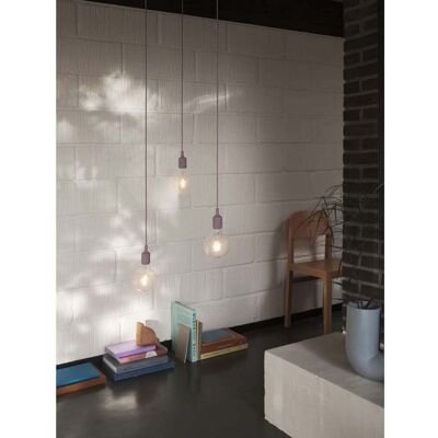 Muuto - Suspension E27 - Violet - Silicone - Designer Mattias Stahlbom - Publicité Muuto - Suspension E27 - Violet - Silicone - Designer Mattias Stahlbom - Publicité
