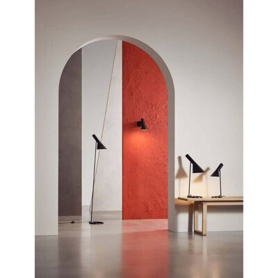 Louis Poulsen AJ Mini Lampe de Table - Blanc - Éclairage - Publicité Louis Poulsen AJ Mini Lampe de Table - Blanc - Éclairage - Publicité