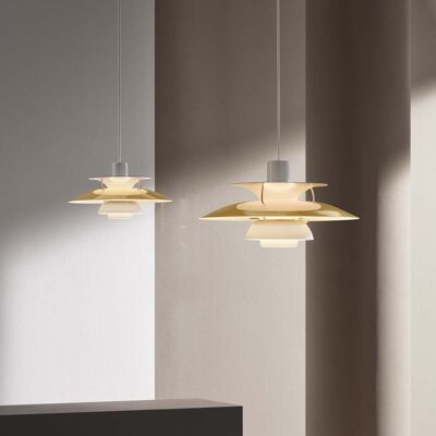 Louis Poulsen PH 5 Mini Lampe Suspendue en Laiton - Suspension - Publicité Louis Poulsen PH 5 Mini Lampe Suspendue en Laiton - Suspension - Publicité