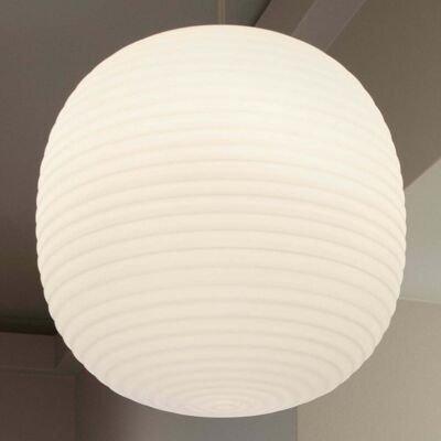 Lantern Suspension Grand - New Works Lantern Large - Salon / séjour - Design - Verre - Boule - Publicité Lantern Suspension Grand - New Works Lantern Large - Salon / séjour - Design - Verre - Boule - Publicité