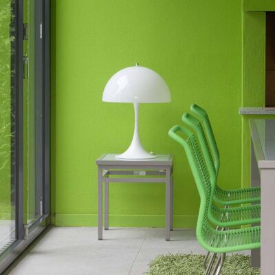 Louis Poulsen - Panthella 250 Portable - Blanc - Aluminium - Lampe portable - Publicité Louis Poulsen - Panthella 250 Portable - Blanc - Aluminium - Lampe portable - Publicité