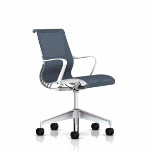 Herman Miller Setu, Finition Berry Blue / Studio White