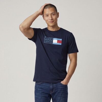 Tee shirt mc sky blue mwomw42366 Homme TOMMY HILFIGER - Publicité Tee shirt mc sky blue mwomw42366 Homme TOMMY HILFIGER - Publicité