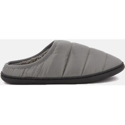 Chausson matelassé doublé fausse fourrure Oceano Homme LEE COOPER - Publicité Chausson matelassé doublé fausse fourrure Oceano Homme LEE COOPER - Publicité