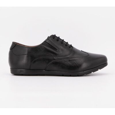 Derbies avec lacets cuir avec semelle fine Homme PIERRE CARDIN - Publicité Derbies avec lacets cuir avec semelle fine Homme PIERRE CARDIN - Publicité